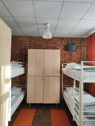 Гостиница Кино Хостел Санкт-Петербург Кровать в общем номере для мужчин с 4 кроватями-3